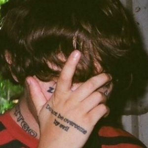 Meet your Posher, Jonathan